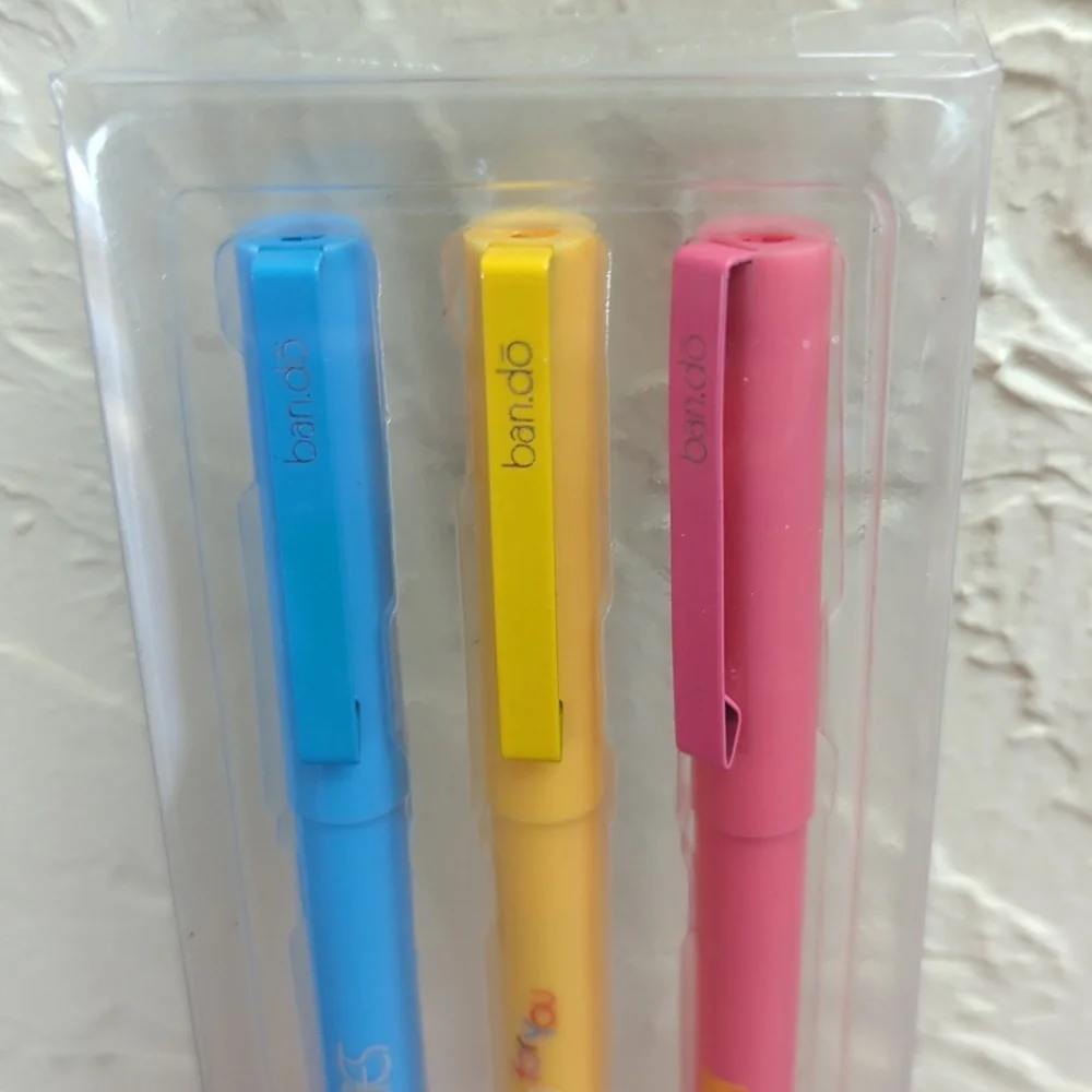 3/$20🌟 Ban.do Write On Pen Set of Three Black Ink Pens